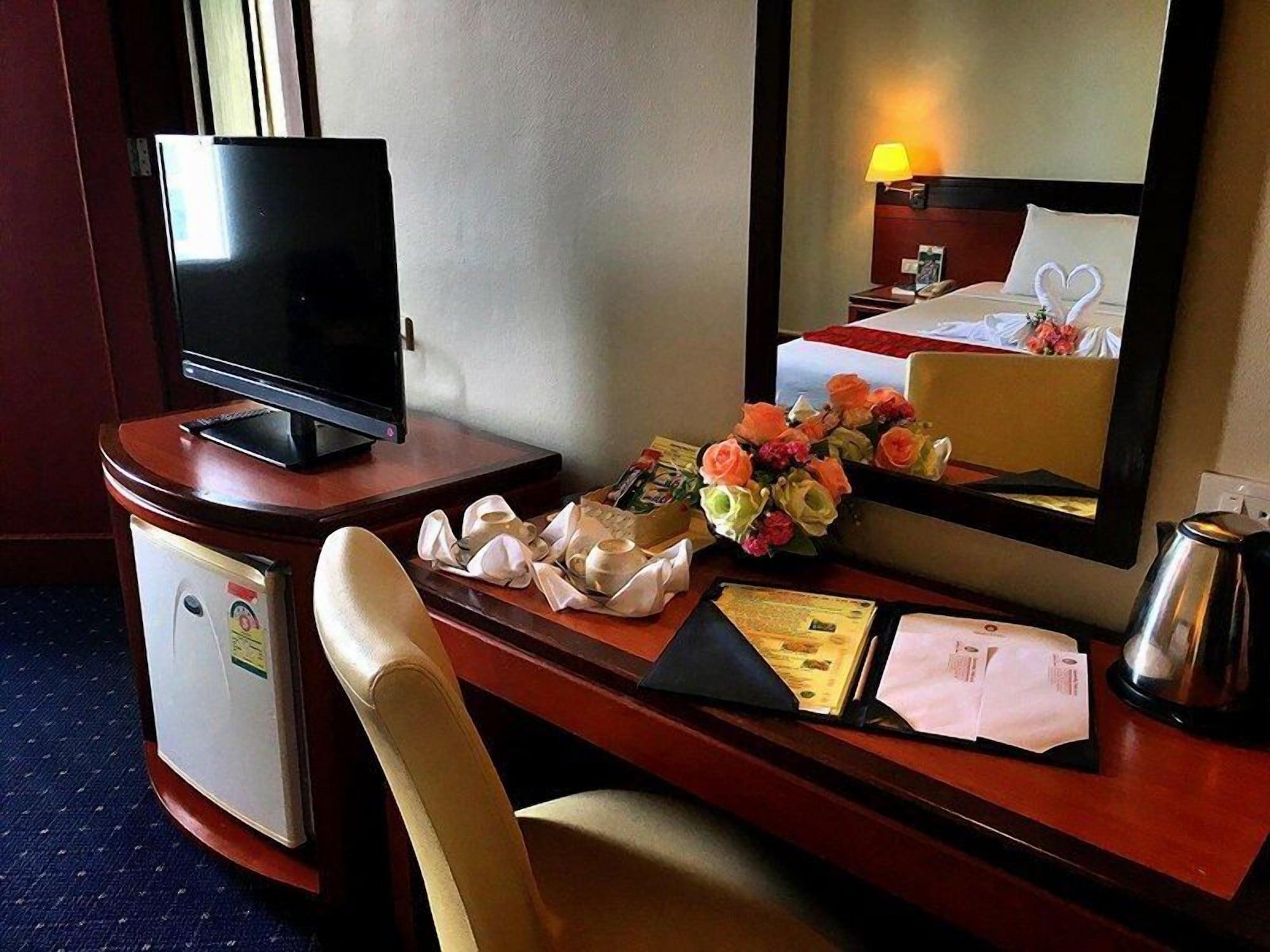 Hatyai Golden Crown Hotel Hat Yai Exterior foto